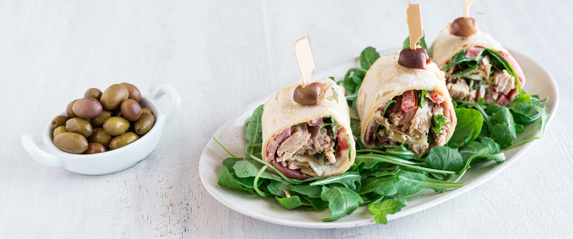 hors-d'œuvres à base de piadina : roulés de thon à l'huile Carli