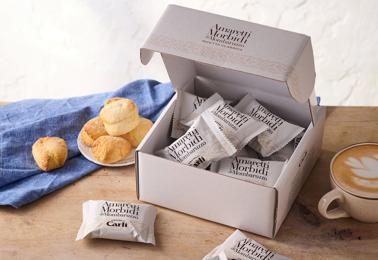 Amaretti biscuits