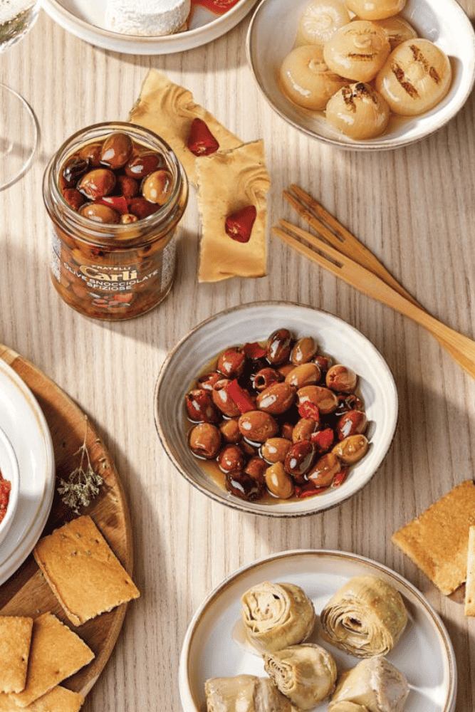 aperitif avec olives de fratelli carli