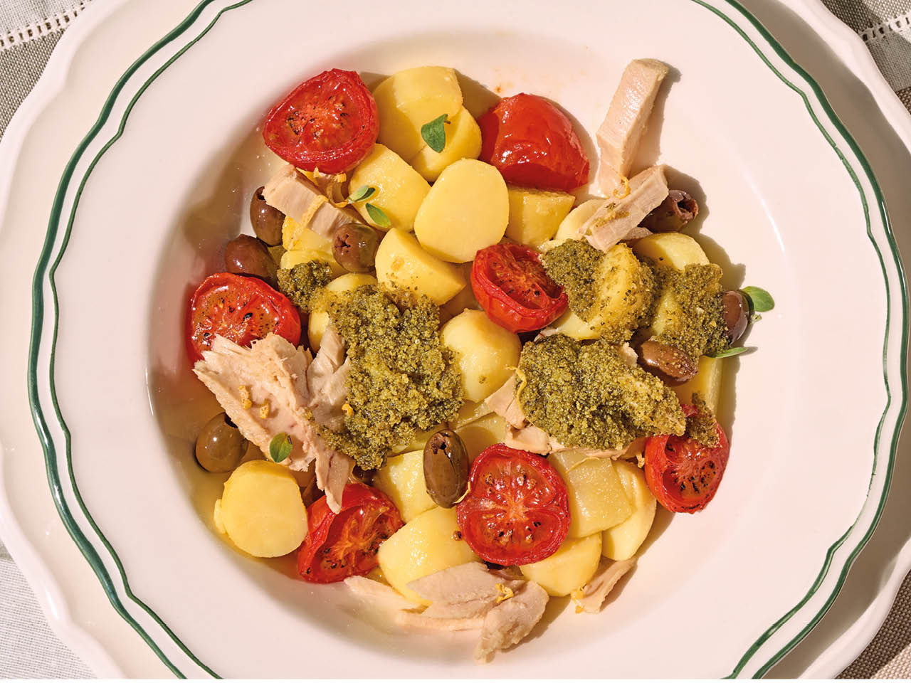 Pates avec tomates, thon et pesto au citron