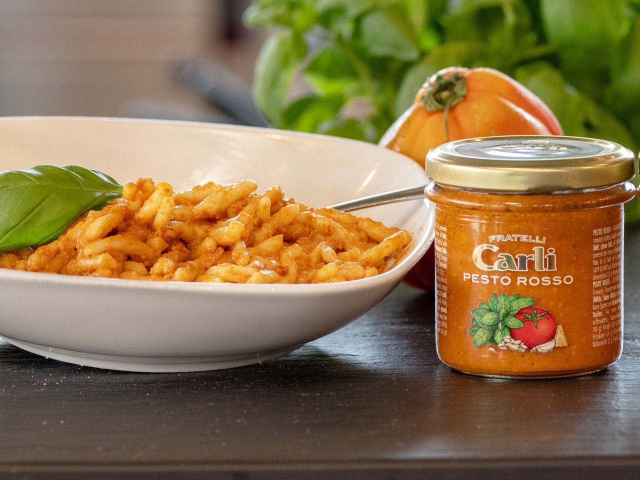 penne rigate au pesto rosso