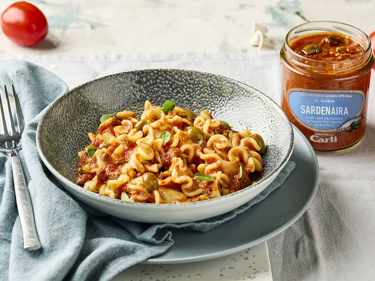 Pâtes à la sauce tomate Sardenaira